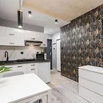 Czerniakowska 40 Studio B