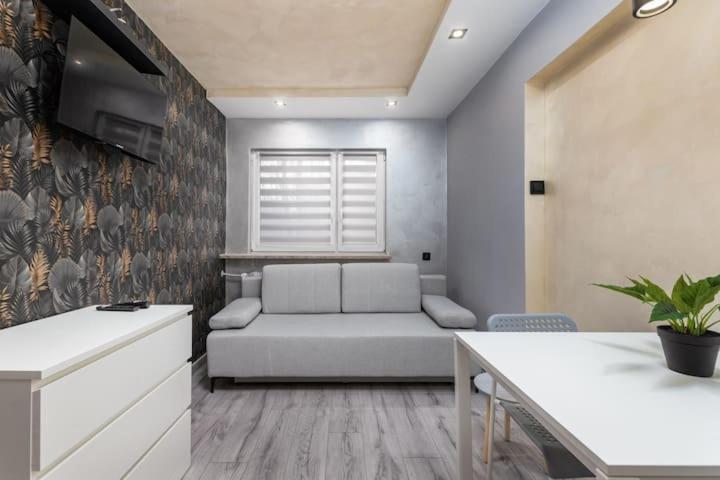 Appartement Czerniakowska 40 B *